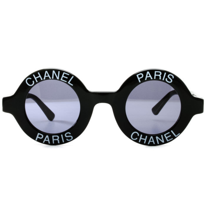 CHANEL - 01945